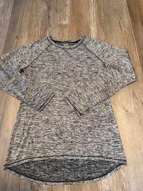 Climate Right by Cuddl Duds Heathered Gray Long Sleeve Tunic Top
